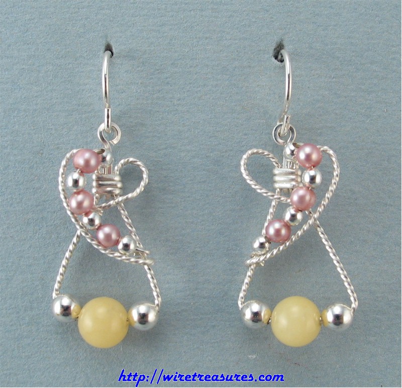 Yellow Jade and Freshwater Pearls Earrings