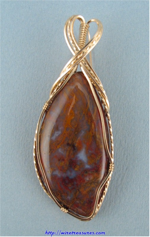 Mount Broadhead Agate Pendant