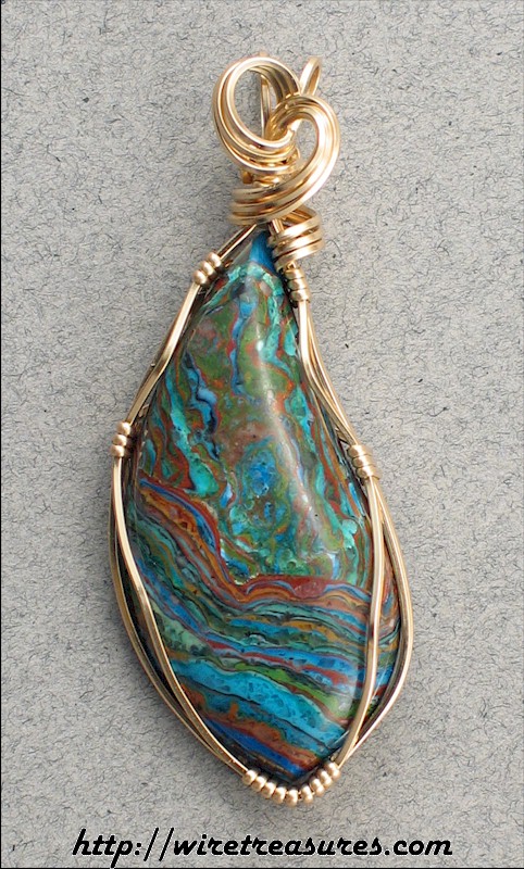 Rainbow Cal Silica Pendant